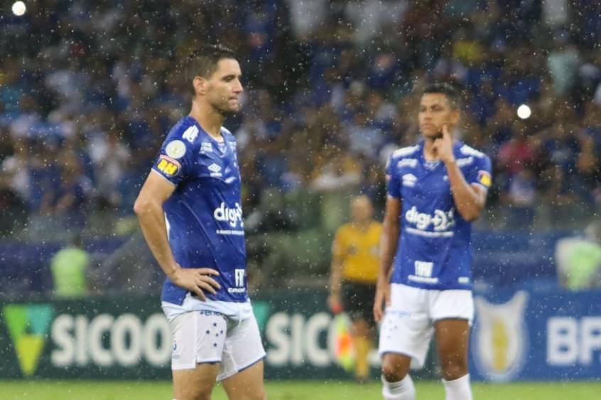 Thiago Neves se envolveu em polêmicas na Raposa nos últimos tempos; contra o CSA ele perdeu um pênalti