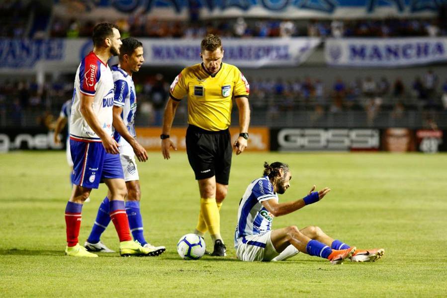 Apodi se machucou na derrota para o Bahia, nesse domingo, e não enfrentará a Chape