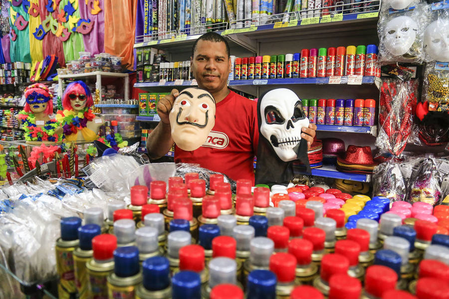 Procon orienta aos consumidores pesquisar antes de comprar produtos carnavalescos