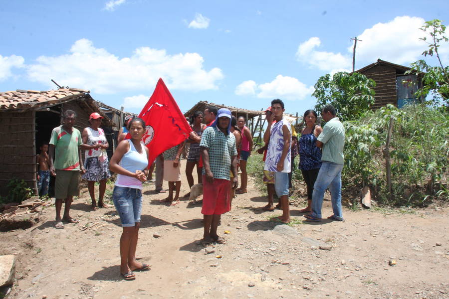 Trabalhadores rurais sem terra cobram recursos do Fecoep para material de higiene