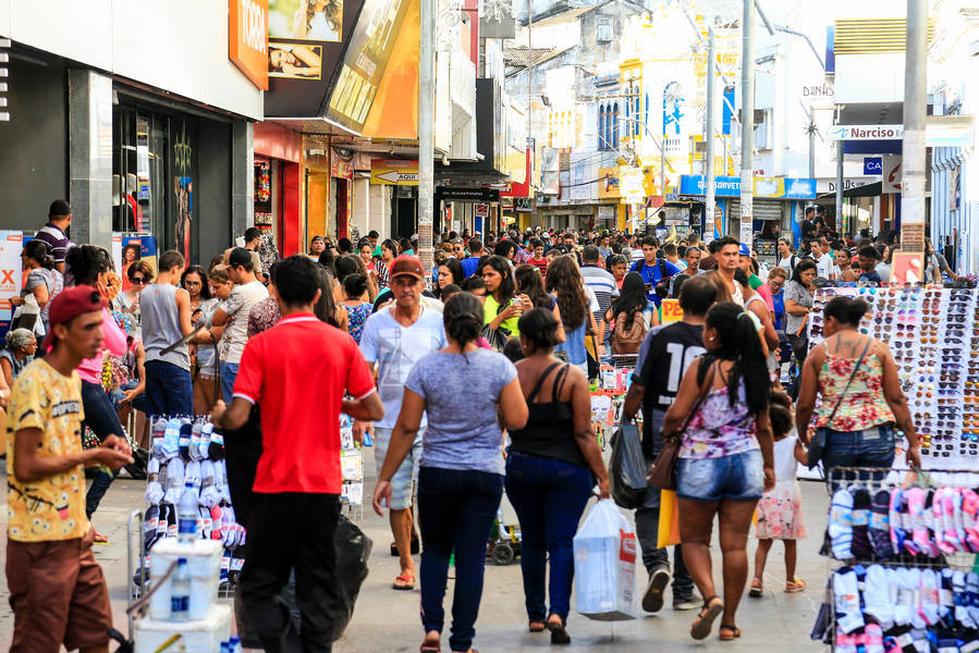 Pandemia afastou quase 130 mil trabalhadores alagoanos do mercado de trabalho
Movimento no comercio na Rua do Comércio de Maceió. Alagoas - Brasil.
Foto: ©Ailton Cruz