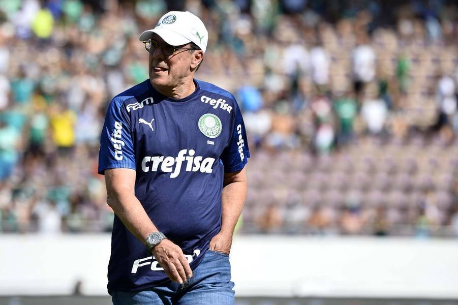 Técnico do Palmeiras, Luxemburgo respondeu a crítica de Figo, após título conquistado pelo Verdão