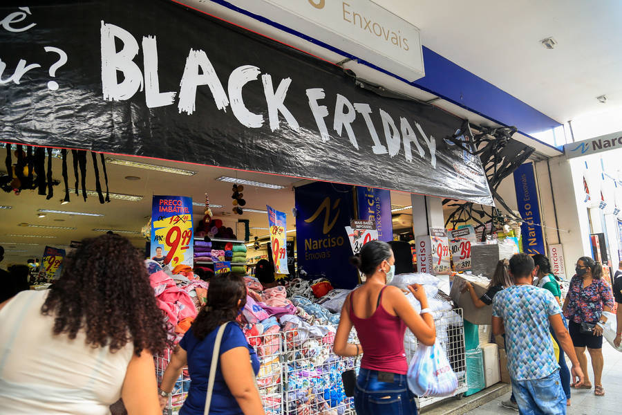 Consumidores se preparam para aproveitar as ofertas da edição 2020 da Black Friday