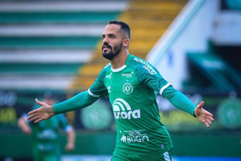 Com faro de artilheiro, Anselmo Ramon chega ao Ninho do Galo após marcar nove gols em 2021, além de 12 em 2020