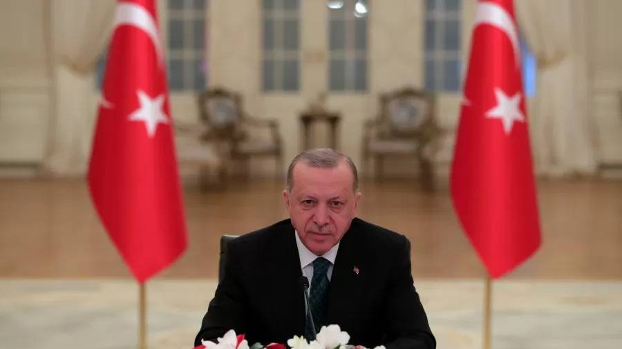 Negativa da Turquia acentua tensões na região enquanto Moscou ameaça retaliação contra países que aderirem à OTAN