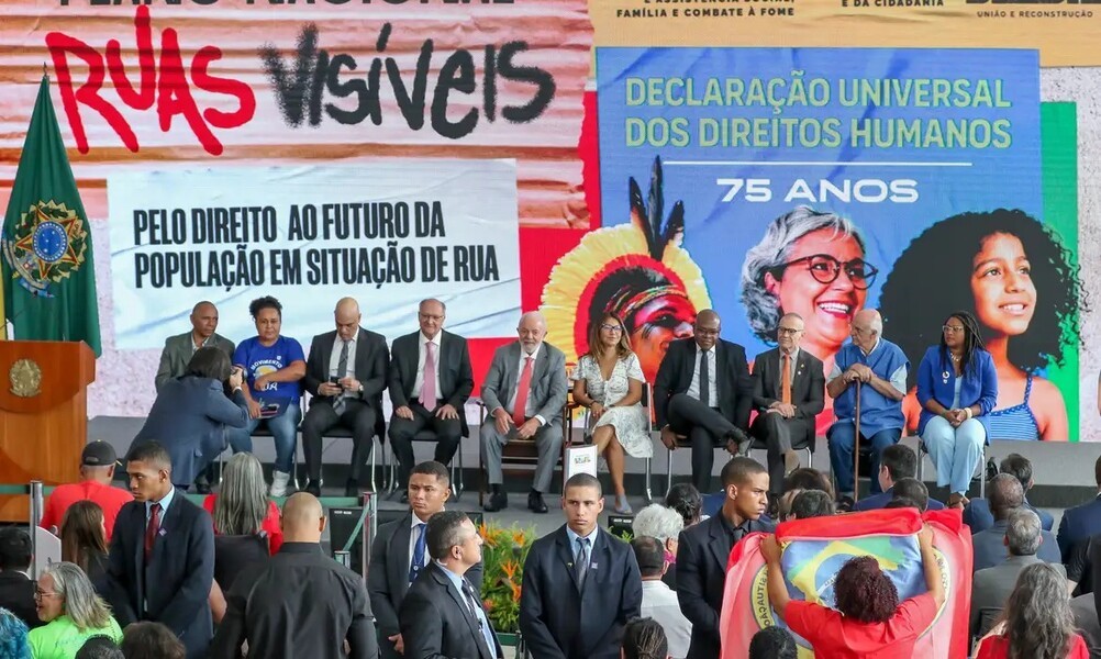 Lula destacou a necessidade de iniciativas governamentais para apoio a à população de rua