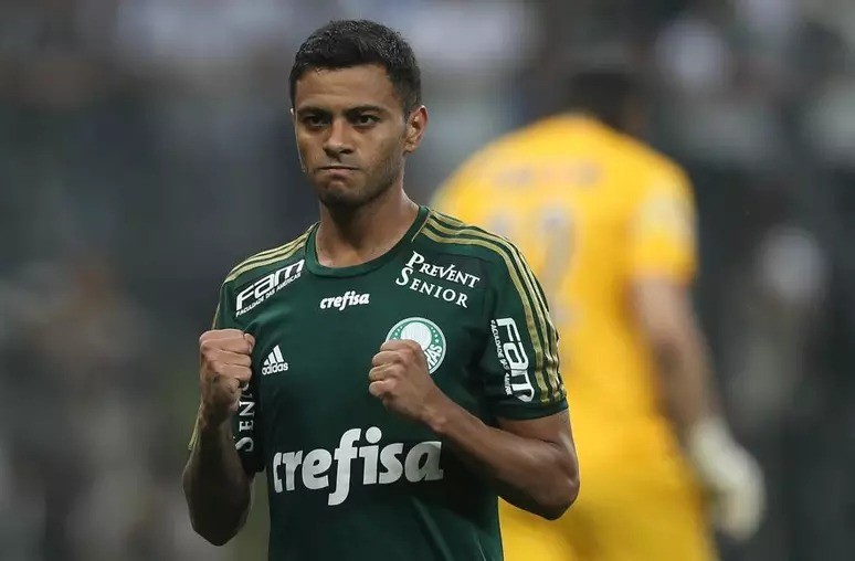 Ex-jogador Cleiton Xavier foi preso na tarde dessa terça-feira (9), em São José da Tapera-AL, por dívida de pensão alimentícia