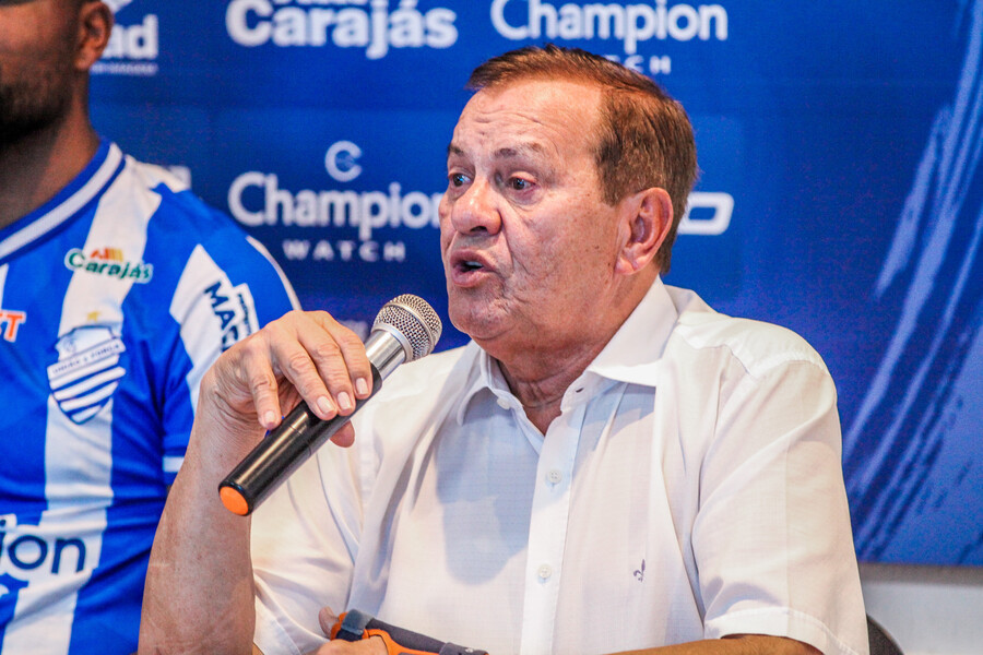 Rafael Tenório admite ter pensado em não reassumir a presidência do Azulão; ele diz precisar de apoio da torcida para que o próximo ano seja vitorioso