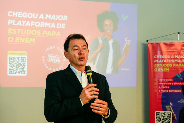 /Maceió, 21 de setembro de 2021
OAM lança plataforma de ensino para o Enem em parceria com a TV Escola no restaurante do supermercado Palato, no bairro do Farol em Maceió. Alagoas - Brasil.
Foto:@Ailton Cruz