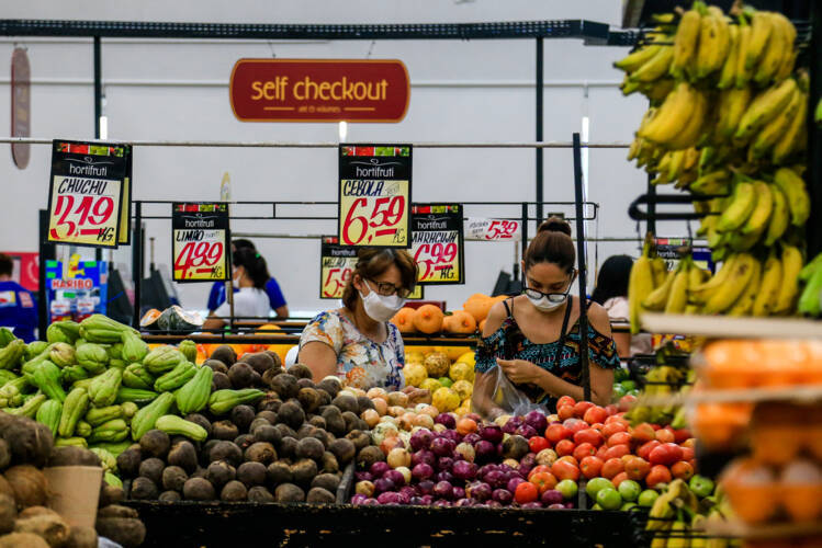 /Maceió, 28 de abril de 2020
Embutidos, comsumidos em supermercados. Maceió, Alagoas - Brasil.
Foto: ©Ailton Cruz