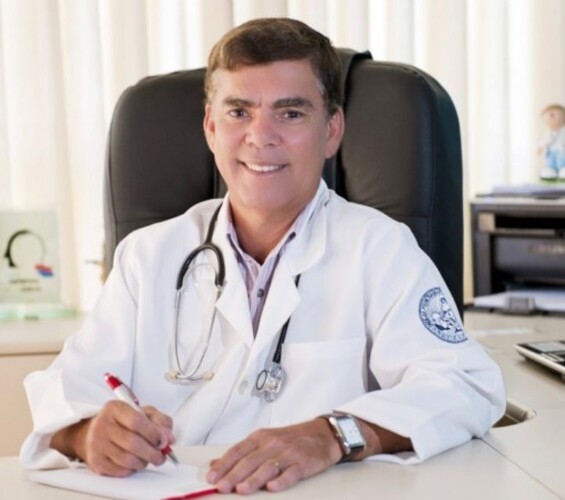 /Miguel Arcanjo Barbosa, uma das referências na área da nefrologia em Alagoas, comemora os avanços do Hospital Vida