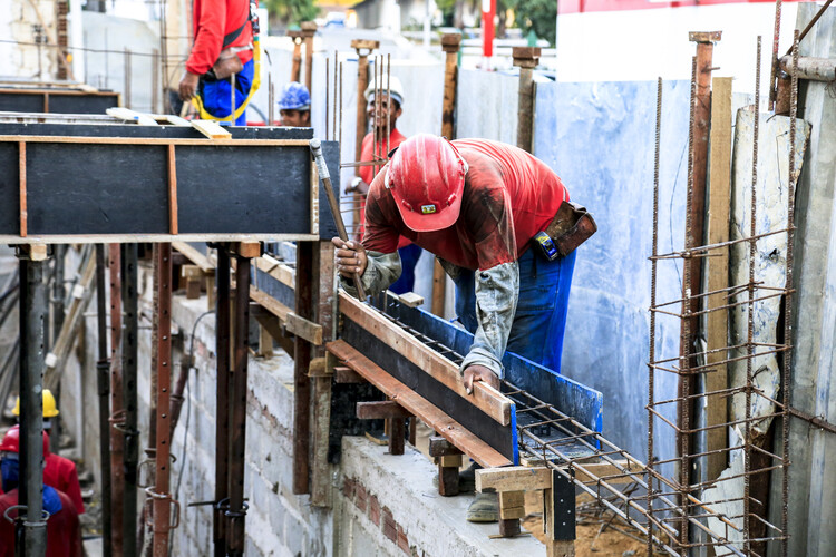 Nível de atividade da construção avança 26,1% em Alagoas